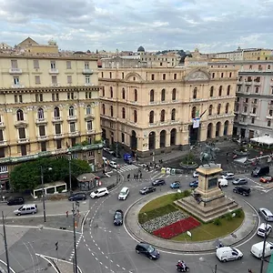 https://2naples-roombreakfast-maison.hotels-amalfi.com